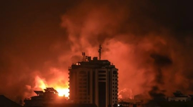مع دخول “طوفان الأقصى” يومها الرابع.. العدو الصهيوني يواصل قصفه العنيف على قطاع غزة
