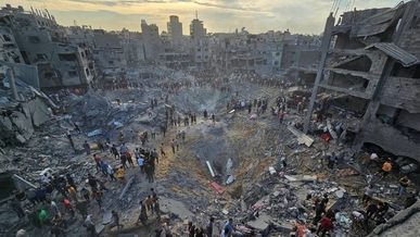الأمم المتحدة: الكيان الصهيوني دمر نصف مساكن غزة في شهر واحد
