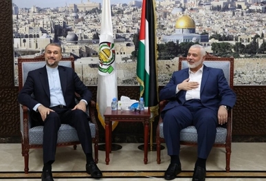 اللهيان يبحث مع هنية اخر مستجدات العدوان الصهيوني على غزة