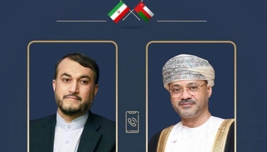 وزير الخارجية العماني ونظيره الإيراني يبحثان العلاقات الثنائية والتطورات الإقليمية