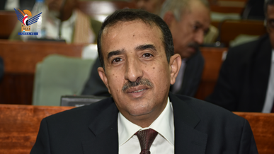 الرويشان يهنئ قائد الثورة والرئيس المشاط بحلول شهر رمضان