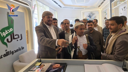 عباد والمداني يتفقدان مشروع إعادة تأهيل وتطوير روضة الشهيد الصماد