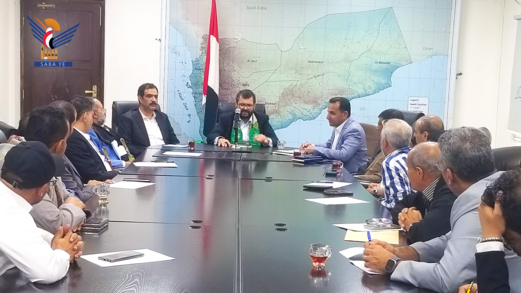 مناقشة مرتكزات الرؤية الوطنية لتوطين الصناعات الدوائية مناقشة مرتكزات الرؤية الوطنية لتوطين الصناعات الدوائية