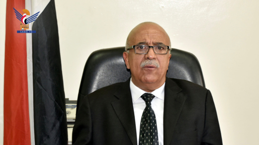 رئيس مجلس الوزراء يعزّي في وفاة عبدالله حاجب