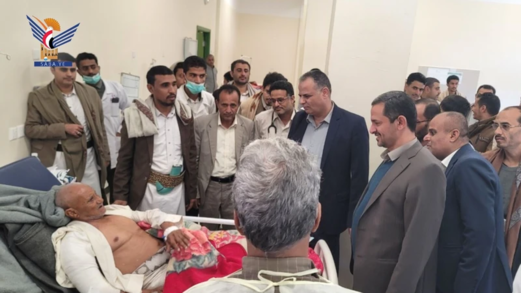 الصوفي والقعود يفتتحان مركز الأطراف والعلاج الطبيعي بهيئة المستشفى الجمهوري بحجة