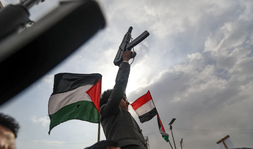 صنعاء تحذّر العدو الإسرائيلي من الاستمرار بارتكاب الجرائم في غزة