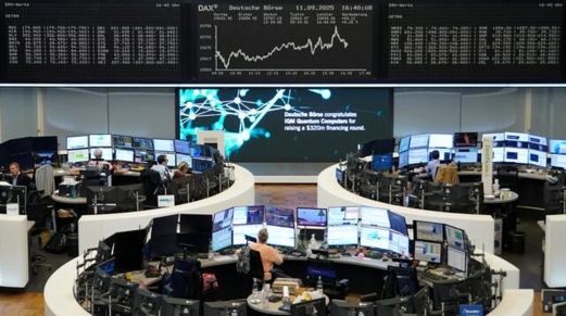 هبوط الأسهم الأوروبية وسط ترقب تصريحات عدد من مسؤولي الفدرالي هبوط الأسهم الأوروبية وسط ترقب تصريحات عدد من مسؤولي الفدرالي