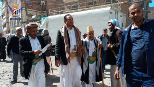 أمين العاصمة يطلّع على أعمال صيانة شارع سبأ بمديرية الثورة بمساهمة مجتمعية