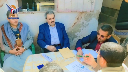 رئيس نيابة ذمار يتفقد أوضاع السجناء ويؤكد الالتزام بالقانون وصون الحقوق