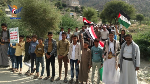 مسيرات في لحج وفاءً للشهداء وتأكيدا على المضي في خط الجهاد مسيرات في لحج وفاءً للشهداء وتأكيدا على المضي في خط الجهاد