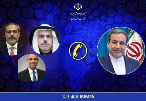 وزير الخارجية الإيراني يجري مباحثات هاتفية مع وزراء خارجية دول المنطقة