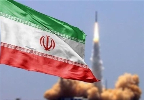 الحرس الثوري الإيراني:إطلاق أكثر من 40 صاروخا خلال الموجة الـ 17 من "الوعد الصادق 4" 