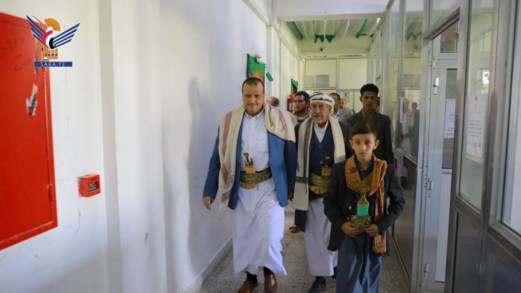 القائم بأعمال وزير الاقتصاد يطلع على سير العمل والانضباط الوظيفي بالوزارة​