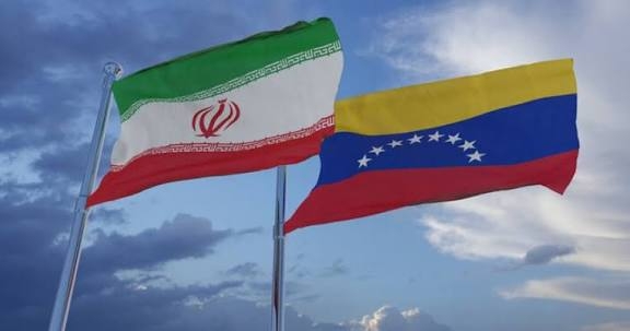 إيران: ماتقوم به أمريكا ضد ‎فنزويلا انتهاك صارخ لقواعد القانون الدولي وميثاق الأمم المتحدة