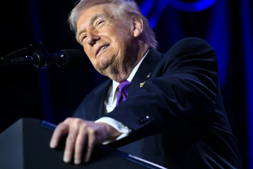 "فايننشال تايمز": ترامب وتطبيع الانحراف