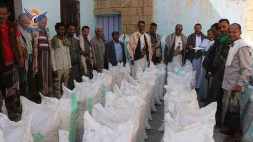 تعز .. تدشين تسويق 4 أطنان من الفول السوداني في مديرية الصلو