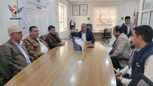 مناقشة آلية توفير احتياجات المستشفى الجمهوري بحجة من المنتجات المحلية