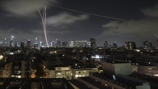 "بوم بوم تل أبيب"... أغنية عن القصف الإيراني "لإسرائيل" تكتسح وسائل التواصل الاجتماعي