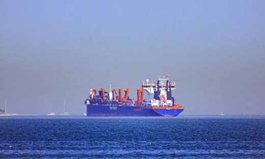 منظمة عمليات التجارة البحرية البريطانية:تعرض سفينة حاويات لهجوم قبالة رأس الخيمة 