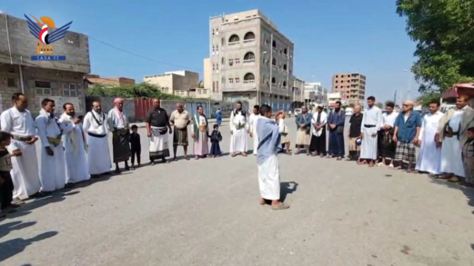 وقفات حاشدة بالحديدة بذكرى سنوية شهيد القرآن وتأكيدًا على استمرار التعبئة والجهوزية