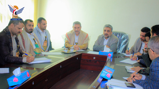 اجتماع برئاسة المداني يناقش أنشطة وزارة الشباب والرياضة والدورات الصيفية