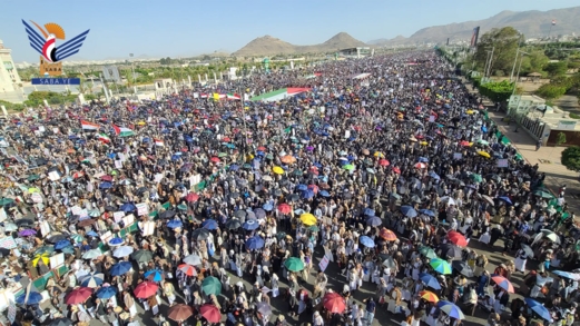 خروج جماهيري ملفت في العاصمة والمحافظات تأكيدا على تعاظم موقف اليمن المساند لغزة