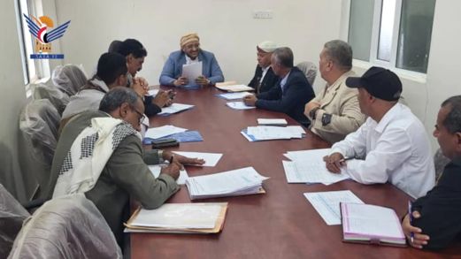 مناقشة الوضع المائي لحوض تعز مناقشة الوضع المائي لحوض تعز