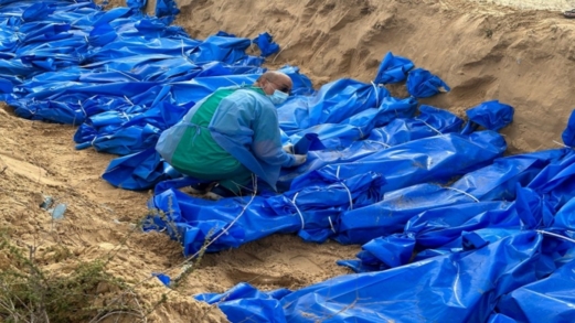مدير لجنة جثامين الشهداء بغزة: تمكنا من التعرف على 97 شهيدًا فقط
