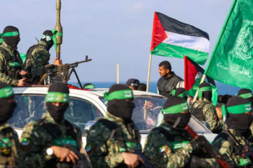 "والا": ثلاث معارك يقودها زعيم حماس نحو إعادة البناء