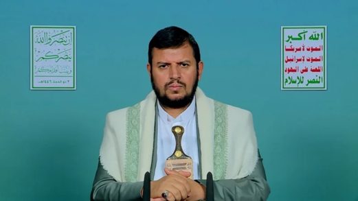 السيد الحوثي: أنظمة عربية وإسلامية تسيّر سفنًا للاحتلال عبر المتوسط السيد الحوثي: أنظمة عربية وإسلامية تسيّر سفنًا للاحتلال عبر المتوسط