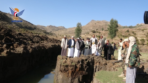 محافظ إب يدّشن مشاريع حصاد مياه في يريم وسد في الرضمة بمبادرات مجتمعية