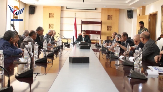 اجتماع لقيادة وزارة الخارجية يجددّ التأكيد على الوقوف الكامل مع الجبهة العسكرية في مواجهة العدوان