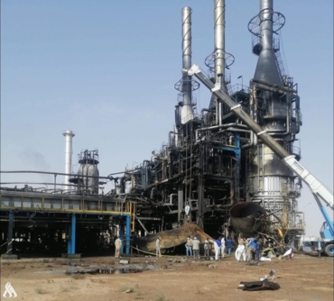 الدفاع المدني العراقي يعلن إخماد حريق اندلع داخل مصفى الصمود النفطي  الدفاع المدني العراقي يعلن إخماد حريق اندلع داخل مصفى الصمود النفطي