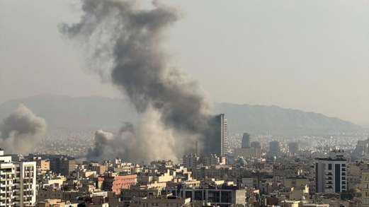 إيران: استشهاد شخصين في هجوم أمريكي صهيوني على جسر B1 غرب طهران