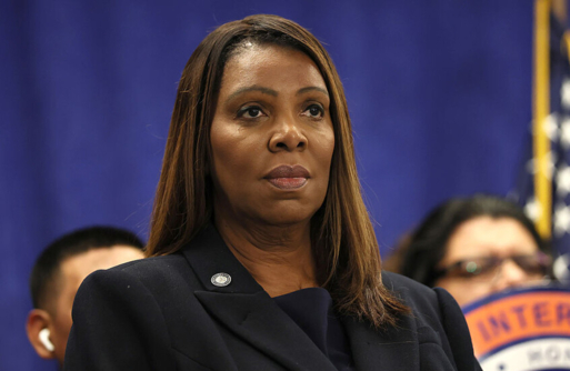 نيويورك في مواجهة مع ترامب.. المدعية العامة تدعو السكان لتوثيق انتهاكات أجهزة الهجرة نيويورك في مواجهة مع ترامب.. المدعية العامة تدعو السكان لتوثيق انتهاكات أجهزة الهجرة