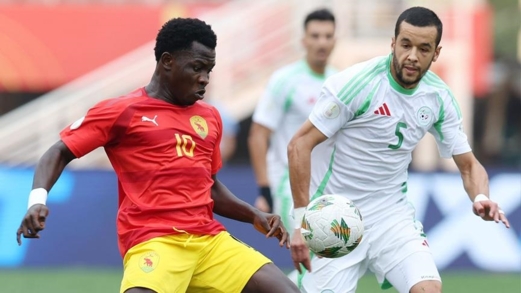 الجزائر تنتزع تعادلا ثمينا أمام غينيا في الوقت القاتل بكأس افريقيا للمحليين الجزائر تنتزع تعادلا ثمينا أمام غينيا في الوقت القاتل بكأس افريقيا للمحليين