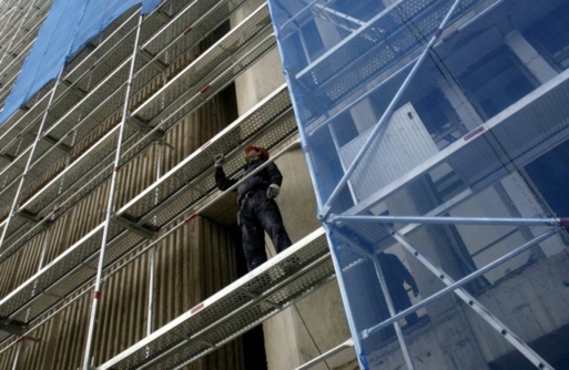 علماء صينيون يصممون مادة تبريد جديدة للمباني لتقليل انبعاثات الكربون علماء صينيون يصممون مادة تبريد جديدة للمباني لتقليل انبعاثات الكربون