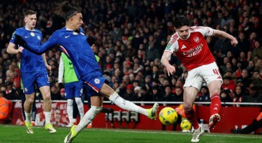 آرسنال يبلغ نهائي كأس الرابطة الإنجليزية بعد فوزه على تشيلسي