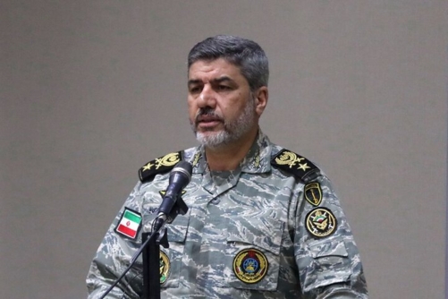 الجیش الإیراني يحذّر أمريكا: نيران قواتنا ستصل قواعدكم بسهولة