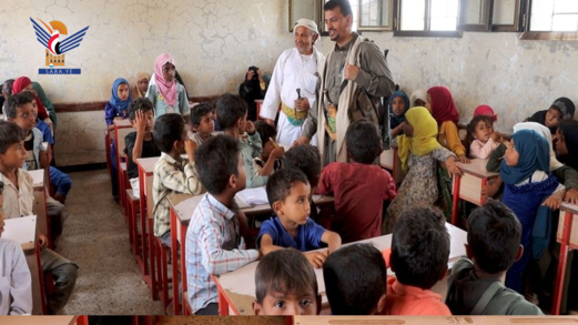 حجة.. تفقد الدورات الصيفية في مركز المحافظة وبني قيس وحرض