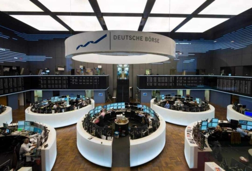 الأسهم الأوروبية تغلق تعاملاتها على استقرار