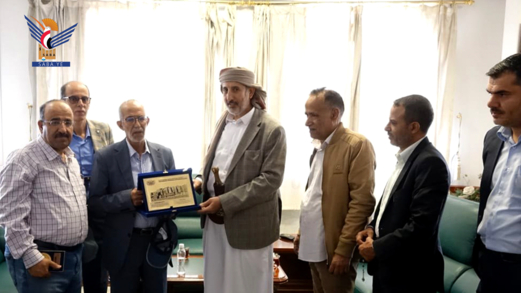 مناقشة أوجه التعاون بين وزارة النفط والمركز الوطني للوثائق