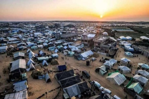 غزة بعد عامين من الإبادة.. مدينة بلا ماء ولا مأوى غزة بعد عامين من الإبادة.. مدينة بلا ماء ولا مأوى