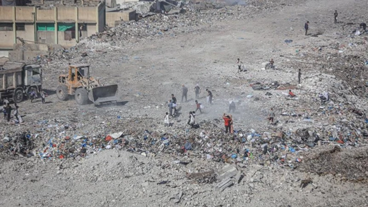 بلدية غزة: كارثة بيئية وصحية تهدد السكان نتيجة ربع مليون طن نفايات