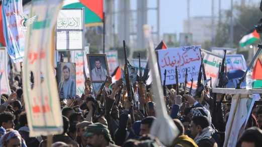 اليمن يتحدى ثلاثي الشر: أميركا وبريطانيا و"إسرائيل" اليمن يتحدى ثلاثي الشر: أميركا وبريطانيا و"إسرائيل"