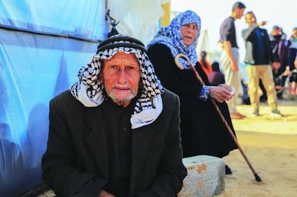 الأورومتوسطي: كبار السن تحمّلوا تبعات شديدة لجريمة الإبادة الجماعية الصهيونية في غزة
