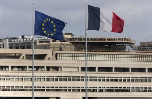 وكالة "فيتش" تخفّض "تصنيف فرنسا" وكالة "فيتش" تخفّض "تصنيف فرنسا"