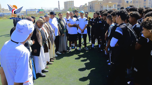 وزير الشباب يطلع على سير المعسكر التدريبي للمنتخب الوطني للناشئين