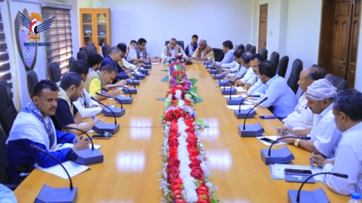 اجتماع بالحديدة يستعرض الأداء الخدمي ومؤشرات أعمال القطاعات الخدمية