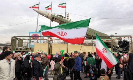 طهران.. مشكلة نووية أم عقدة خليجية!